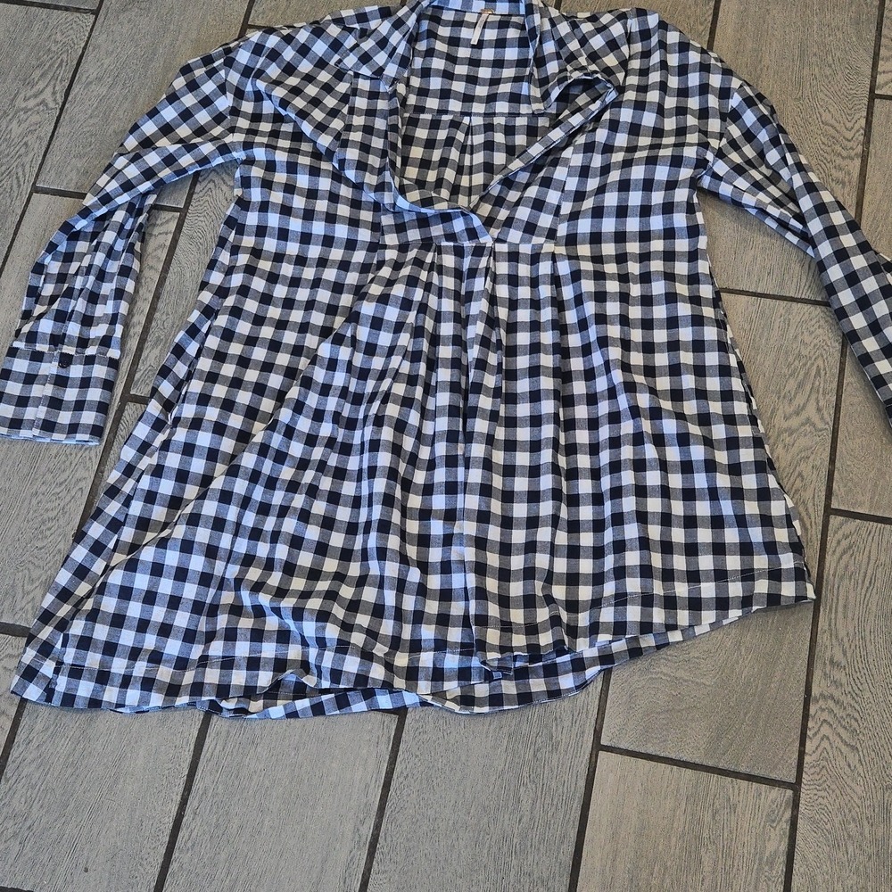 Free‎ People Navy White Gingham Plaid V-Neck Tunic Top Long Sleeve Pockets Large